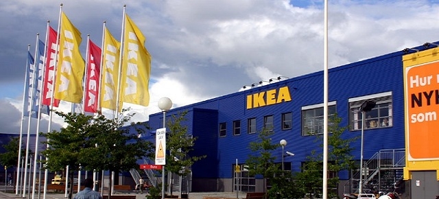 Założyciel sieci Ikea - Ingwar Kamprad przechodzi na emeryturę 